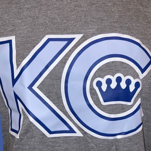NWOT Bella & Canvas KC Kansas City Royals MLB T Shirt Size Small #105 - Picture 2 of 4